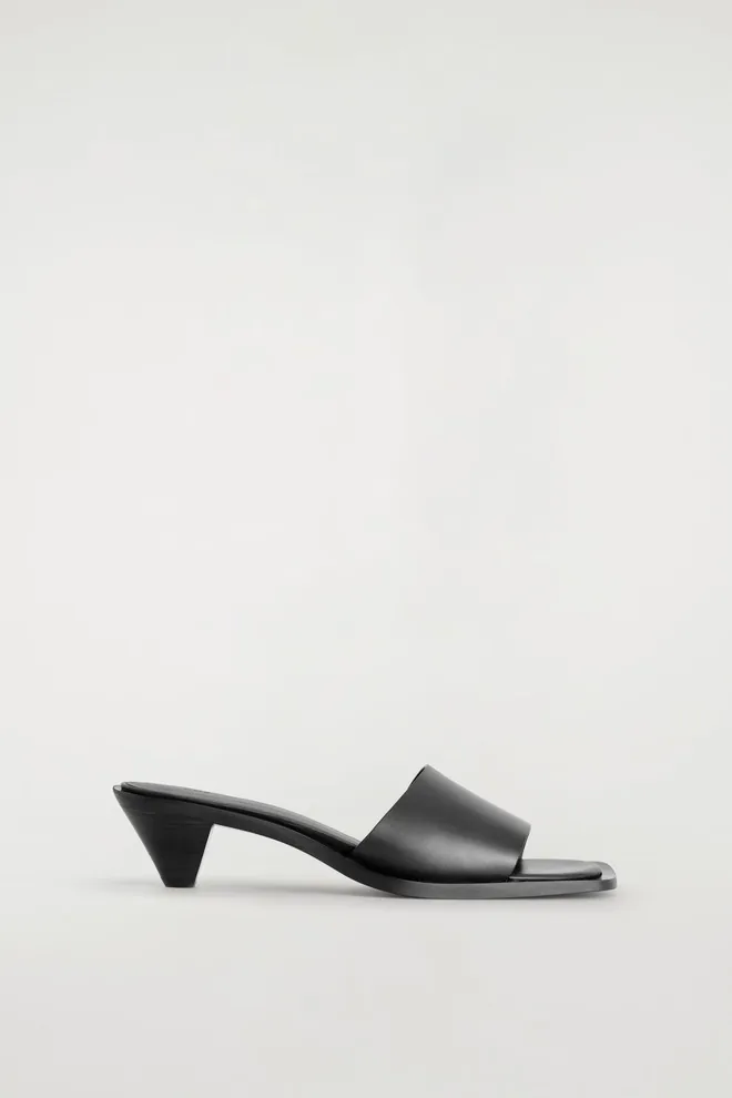 Shoes packshot